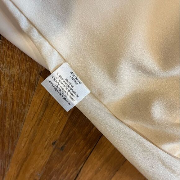 Revolve OnTwelth Cream White Lace Trim Satin Mini Skirt - Picture 8 of 8